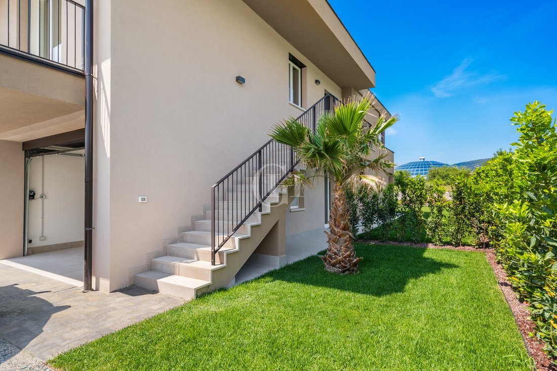 House in Garda, Veneto, Italy 4 - 16548831