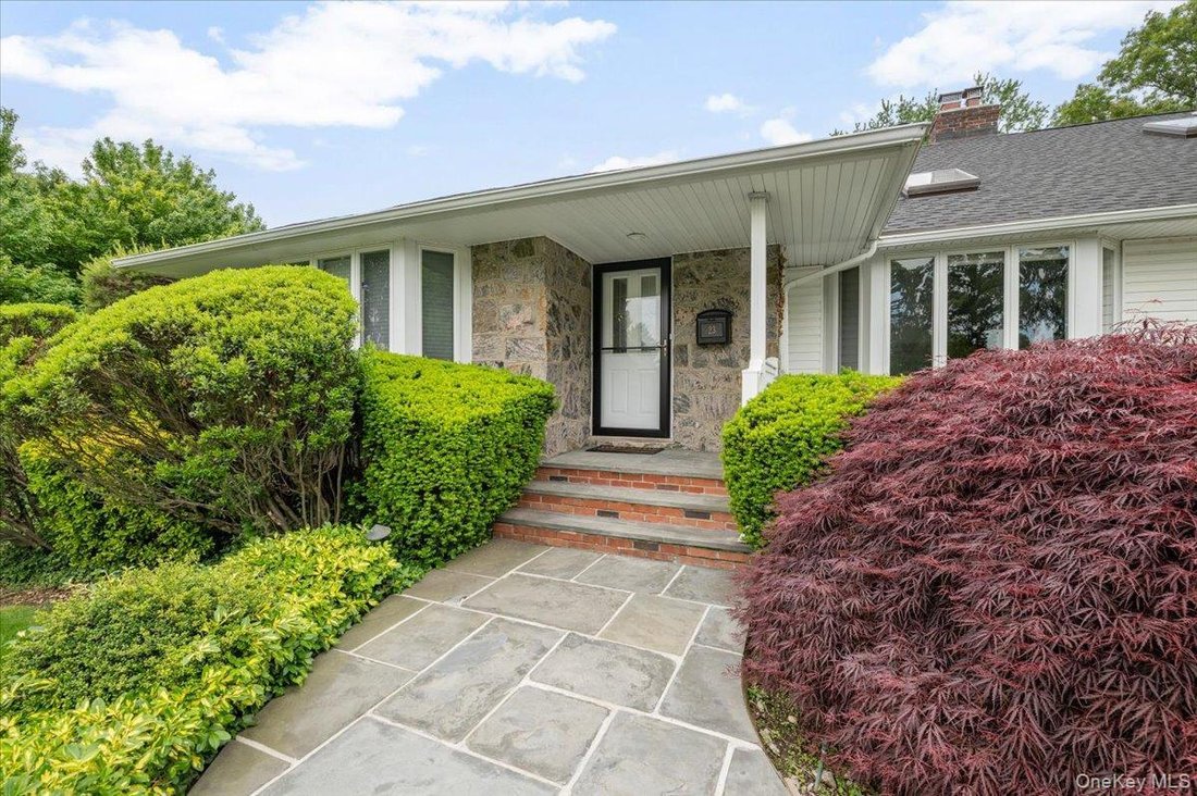 House in Jericho, New York, United States 2 - 18125426