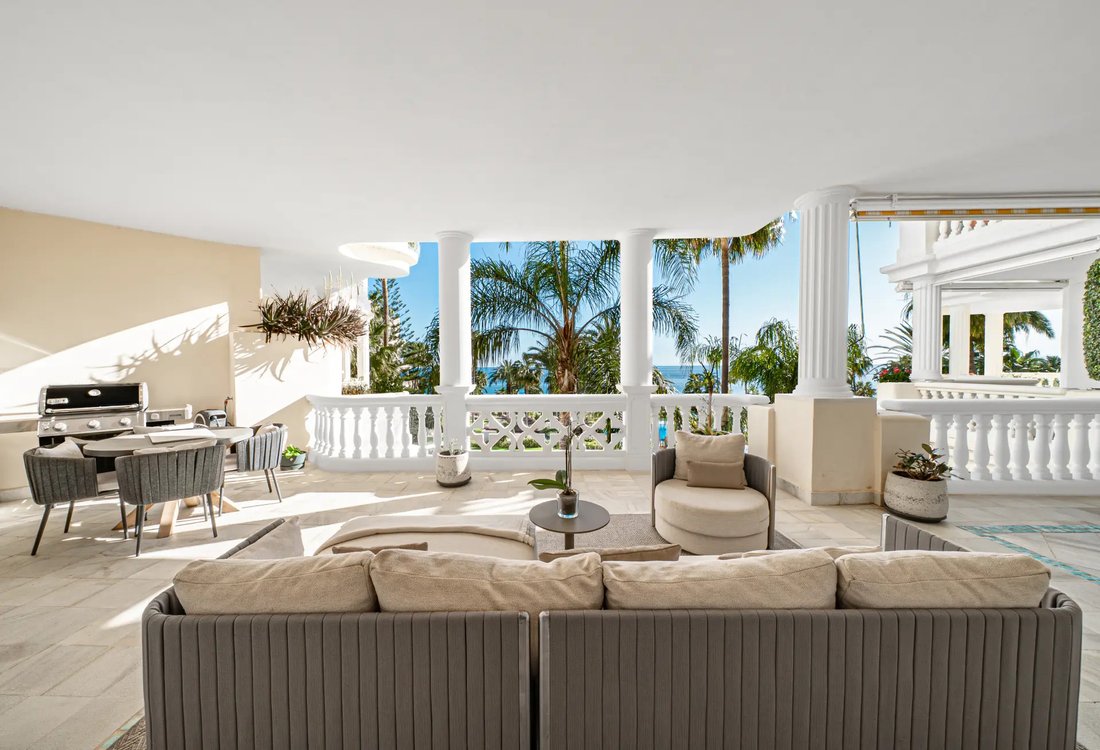 Apartment in Estepona, Andalusia, Spain 2 - 18125229