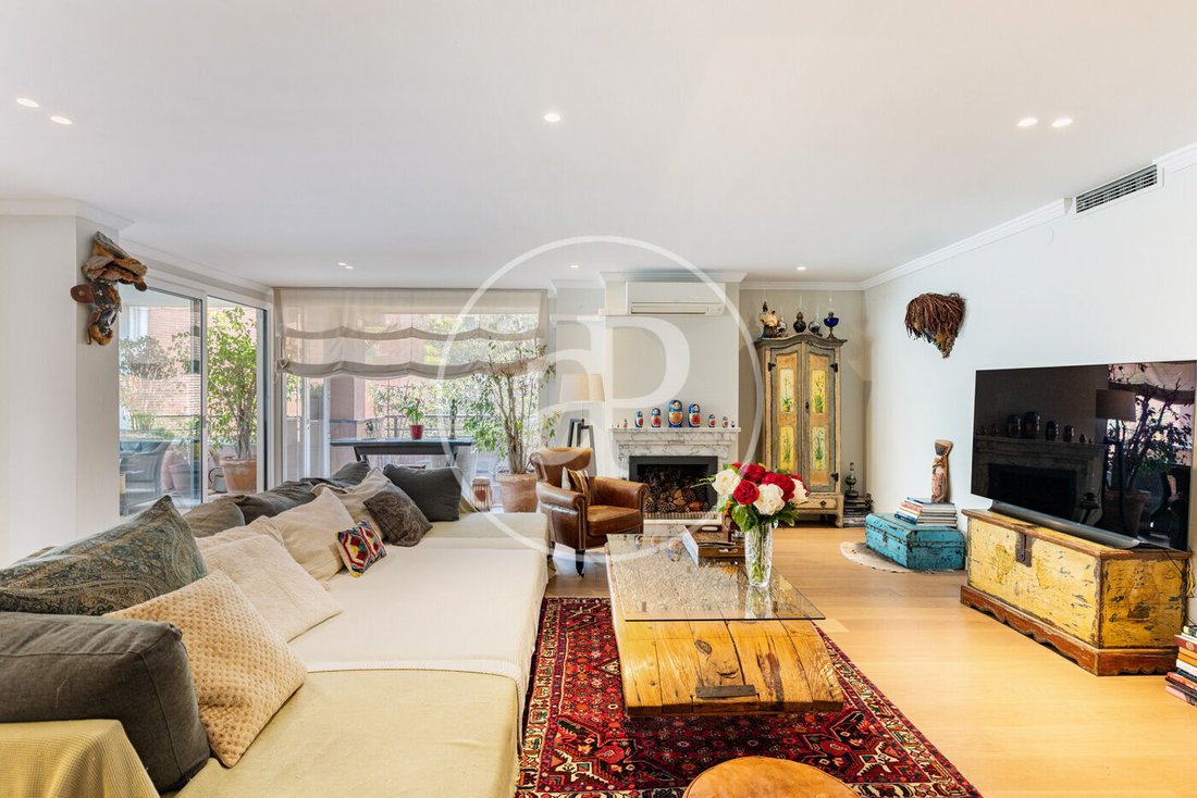 Apartment in Sarrià-Sant Gervasi, Barcelona, Spain 3 - 17476880