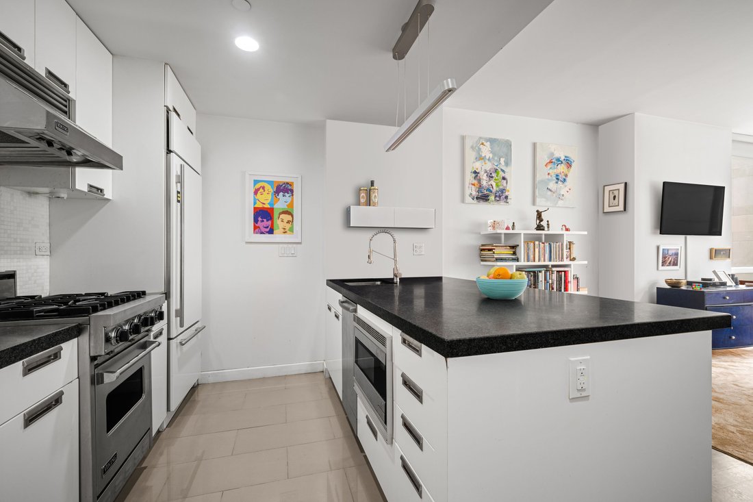 Condo in New York, New York, United States 1 - 18124844