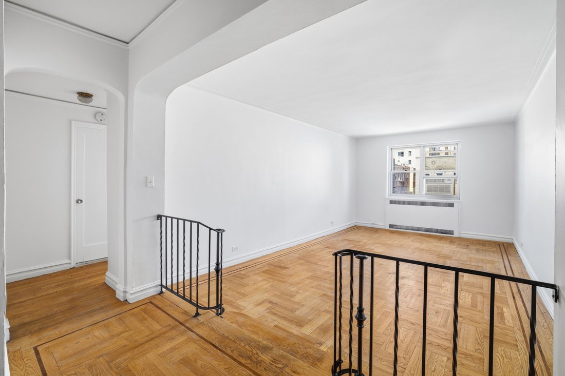 Co Op in New York, New York, United States 5 - 18124843