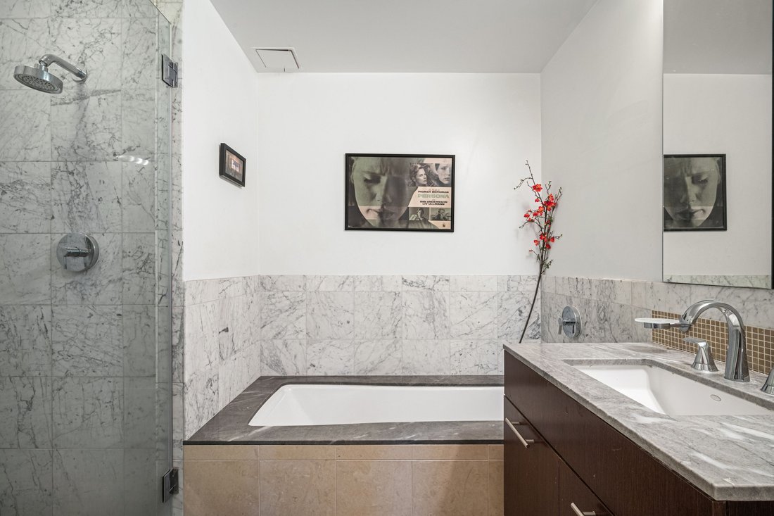 Condo in New York, New York, United States 4 - 18124844