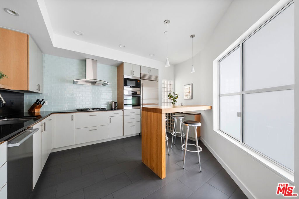 Condo in Santa Monica, California, United States 5 - 18125173