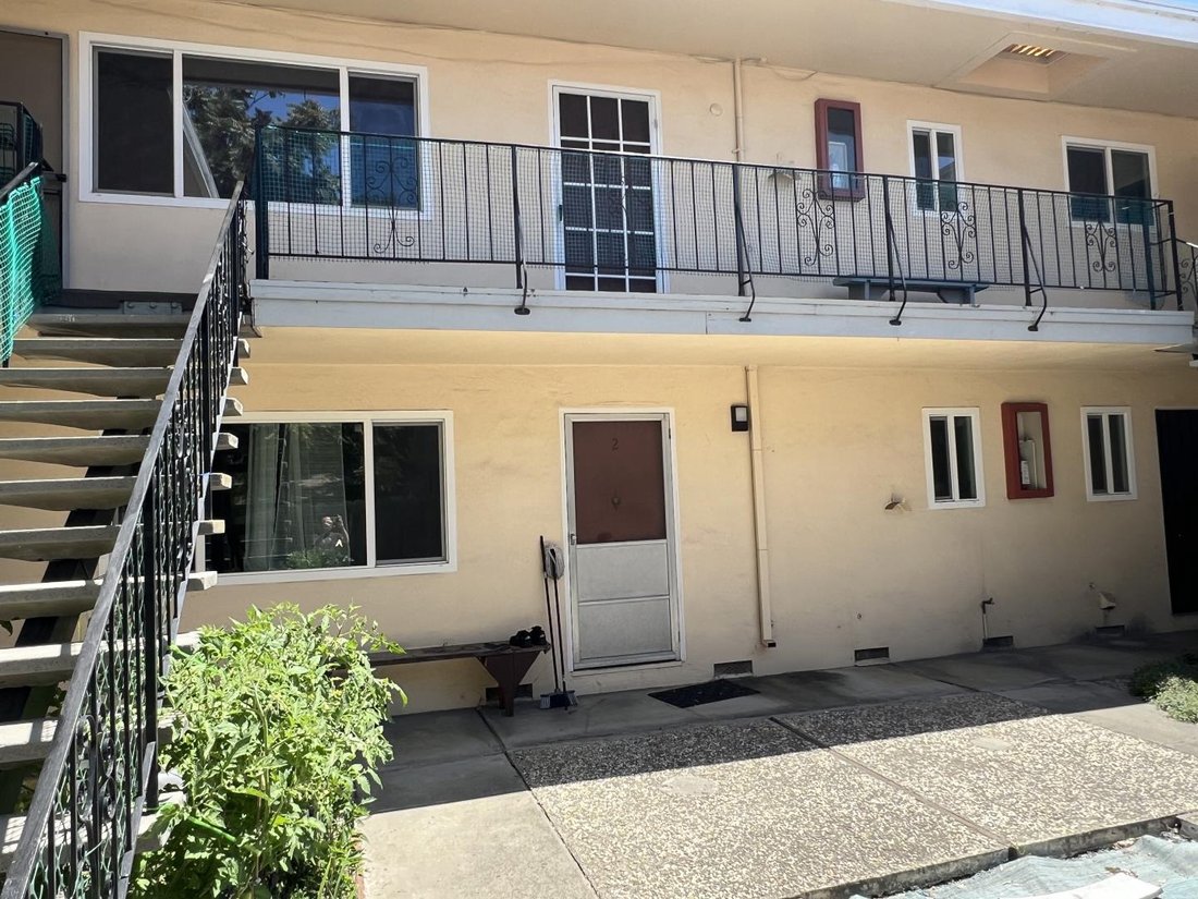 San Jose, California, United States 1 - 18124977