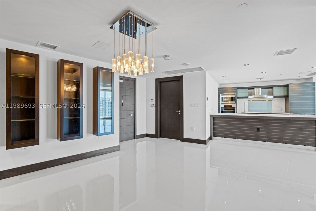 Condo in Miami, Florida, United States 5 - 17489827