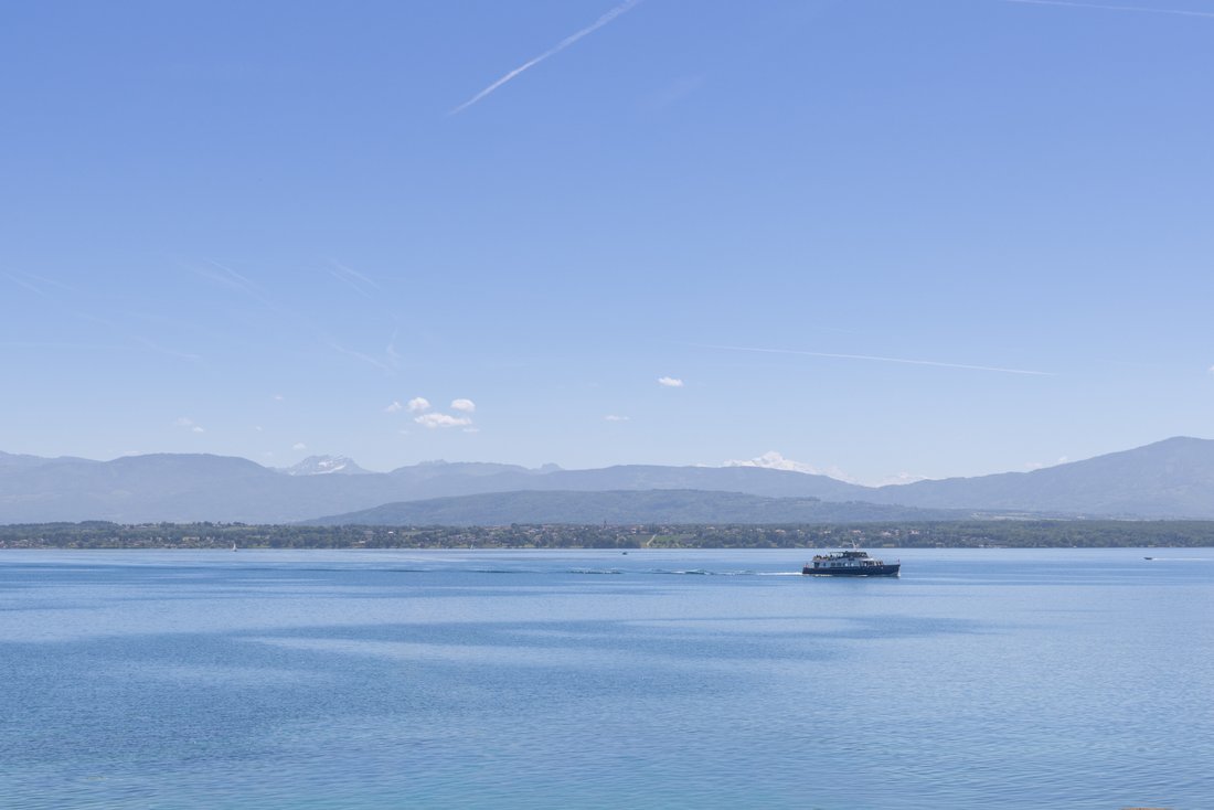 An Exceptional Waterfront Address On La Côte !