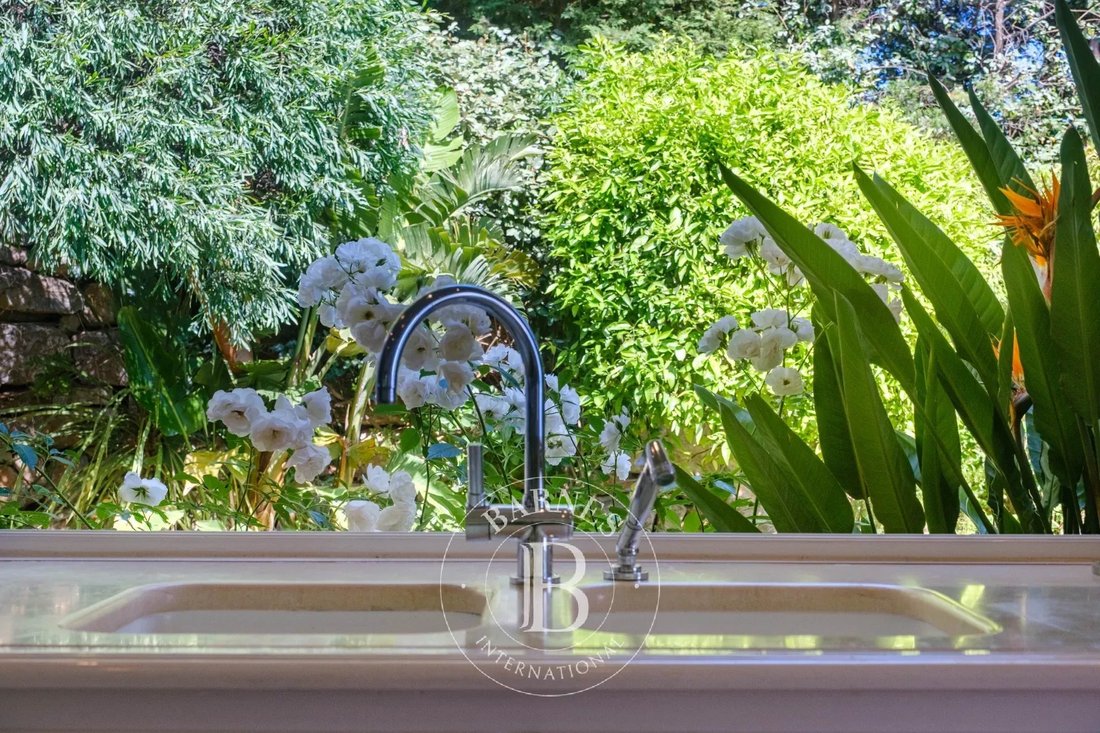 Villa in Grimaud, Provence-Alpes-Côte d'Azur, France 3 - 18125782