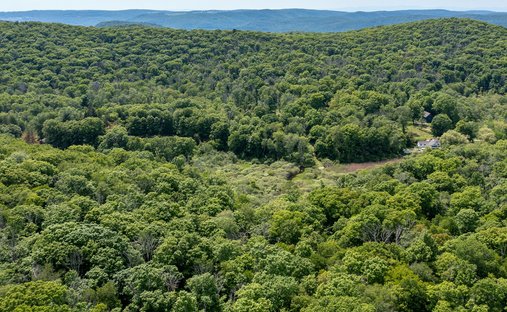 Land in Sharon, Connecticut, United States 1