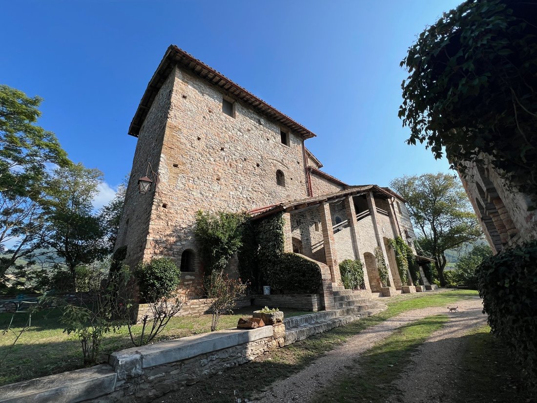 Villa in Fossombrone, Marche, Italy 1 - 18125895