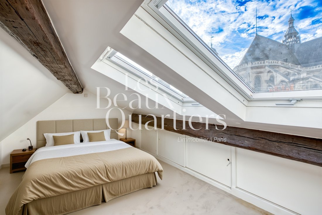 Apartment in Palais Royal, Paris 1er Arrondissement, Paris 4 - 18125646