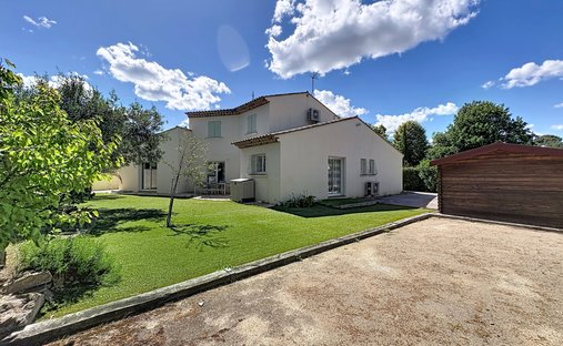 Villa in Le Dramont-Agay-Anthéor-Le Trayas, Saint-Raphaël, France 1