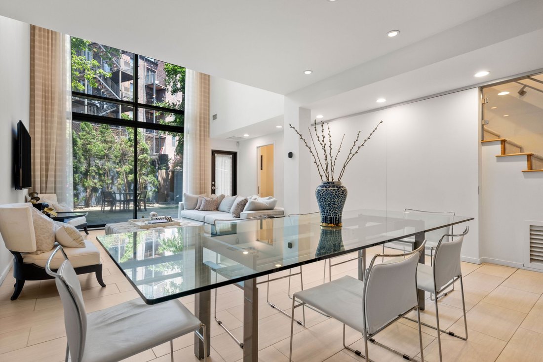 Condo in Boston, Massachusetts, United States 4 - 18125962