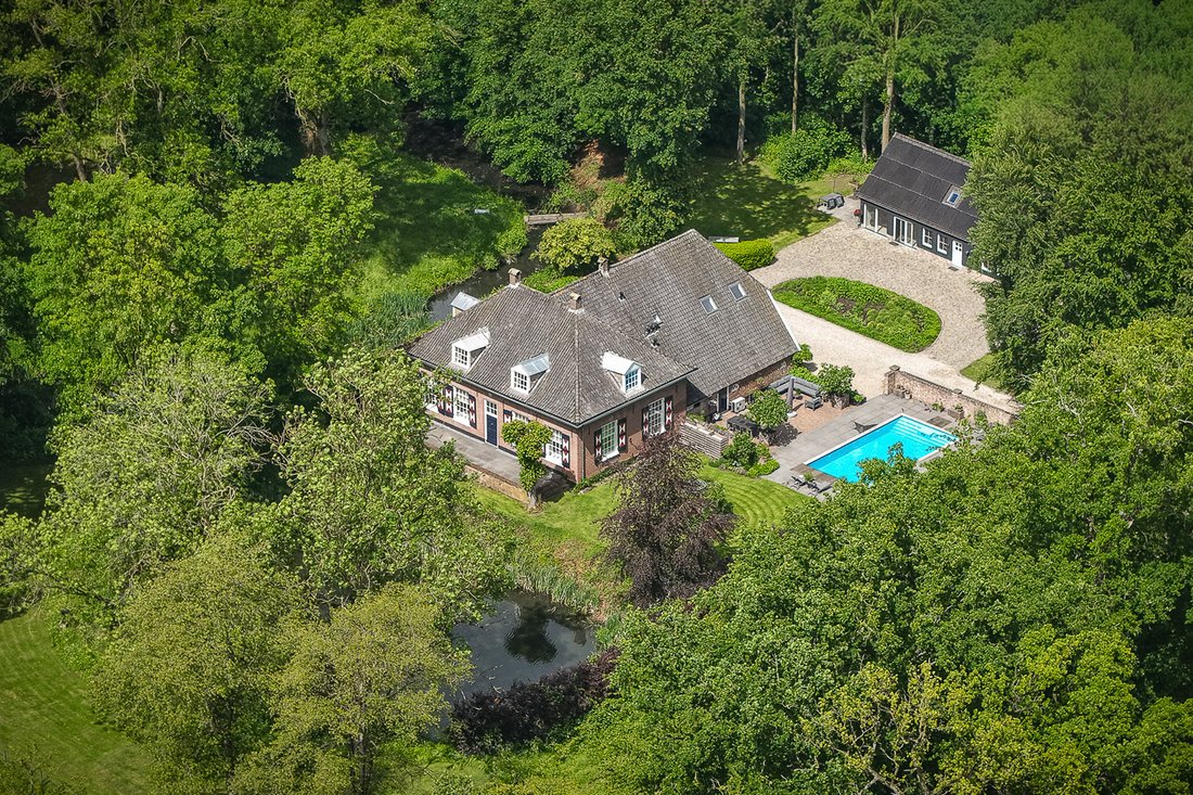 Estate in Zoelen, Gelderland, Netherlands 1 - 18125636