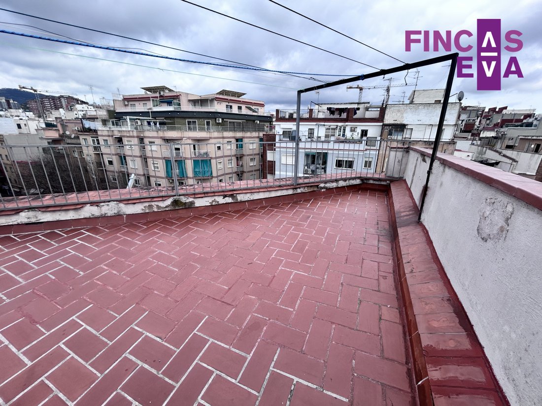 Apartment in l'Hospitalet de Llobregat, Catalonia, Spain 5 - 18125780