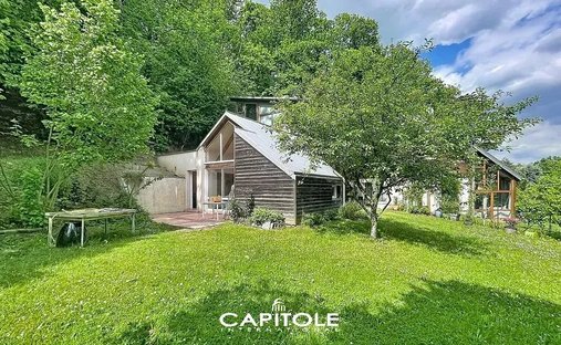 House in Gometz-le-Chatel, Ile-de-France, France 1