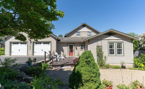 House in West Brookfield, Massachusetts, United States 1