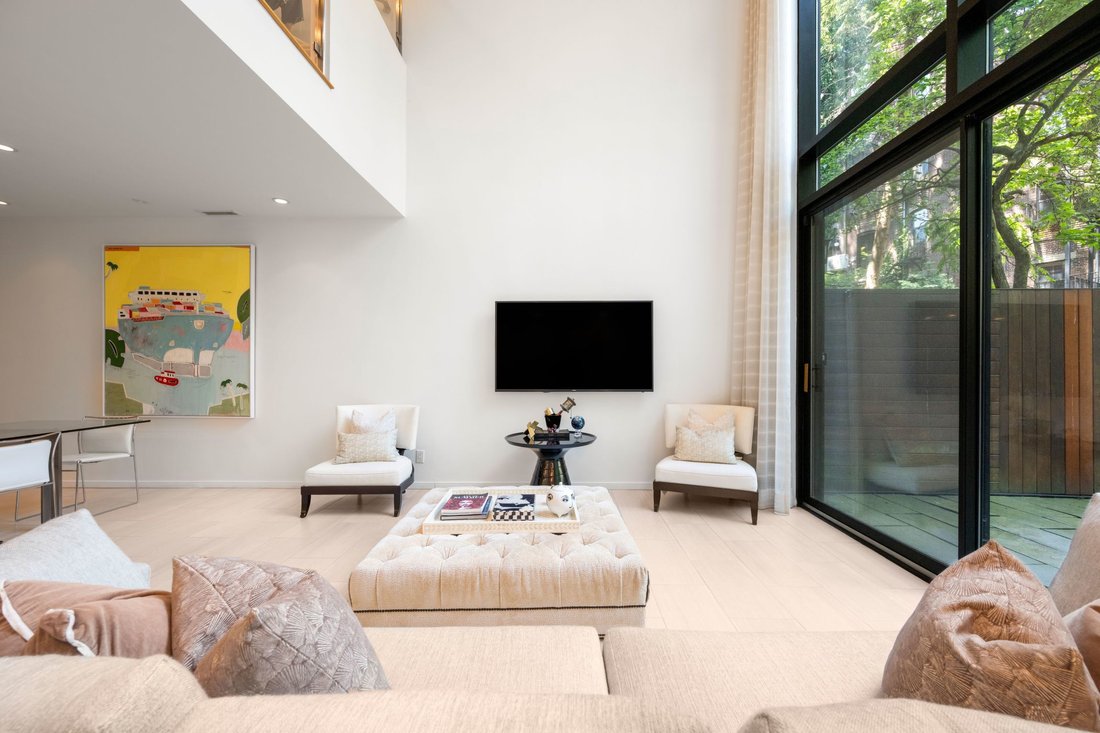 Condo in Boston, Massachusetts, United States 5 - 18125962