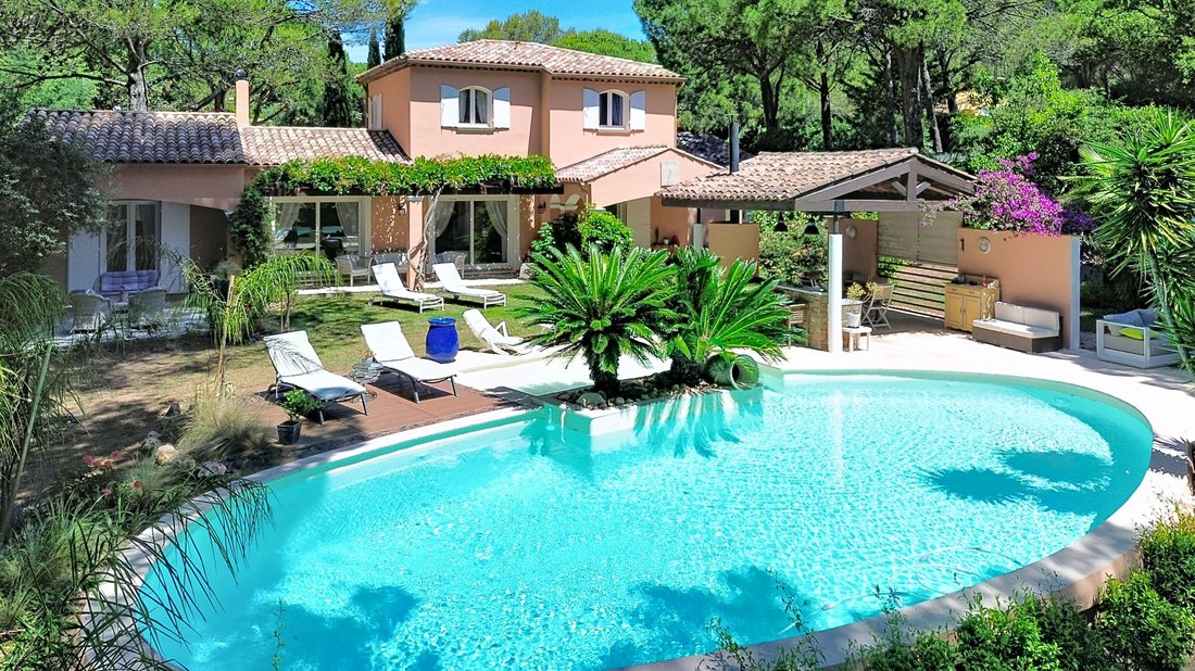 Villa in Le Dramont-Agay-Anthéor-Le Trayas, Saint-Raphaël, France 1 - 18125714