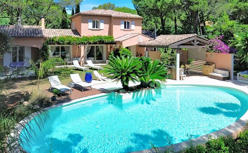 Villa in Le Dramont-Agay-Anthéor-Le Trayas, Saint-Raphaël, France 1