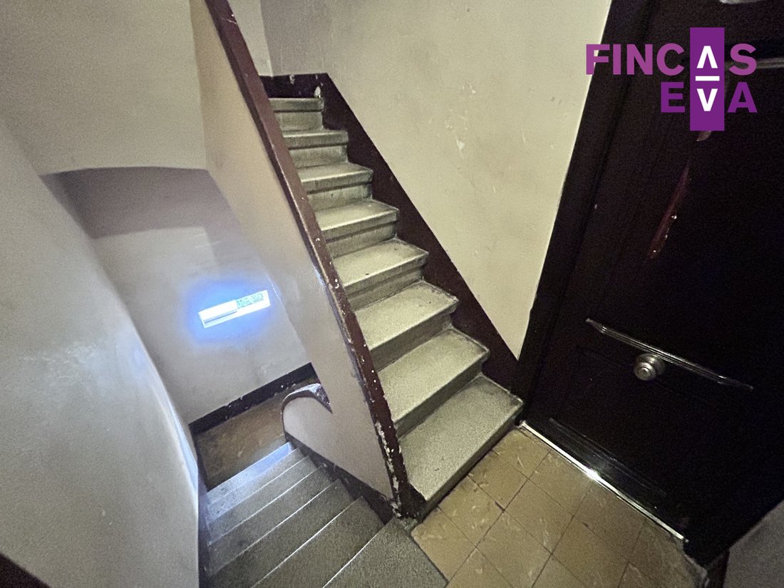 Apartment in l'Hospitalet de Llobregat, Catalonia, Spain 2 - 18125780
