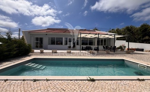 House in Foz do Arelho, Leiria District, Portugal 1