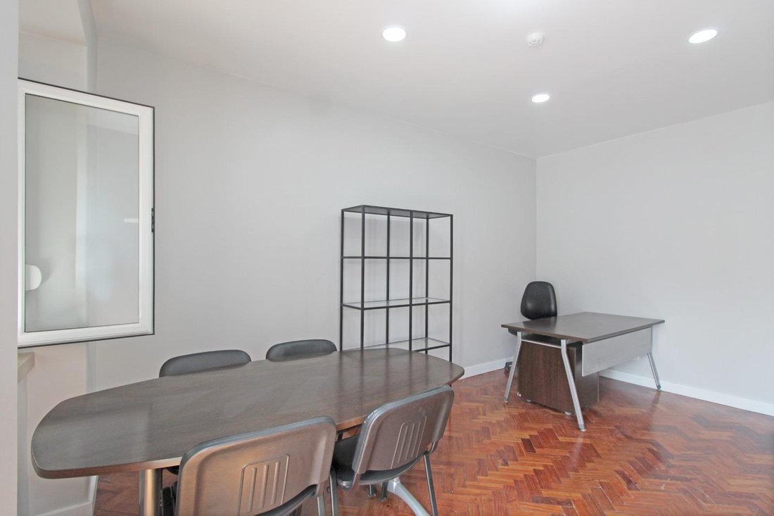 Apartment in Areeiro, Lisbon, Portugal 5 - 18125829