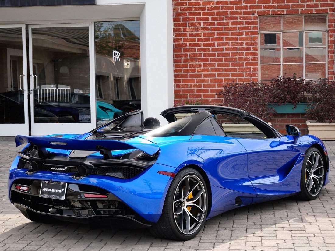 Cabriolet in Beverly Hills, CA, United States 4 - 18126037