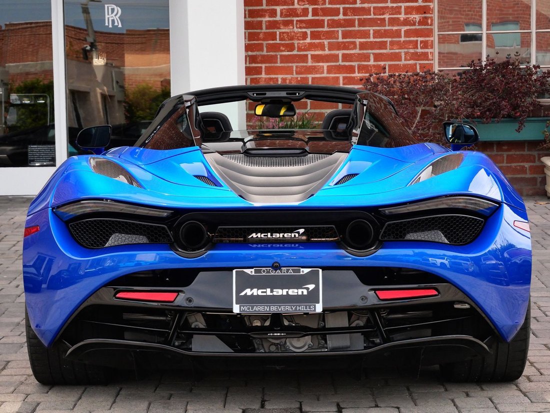 Cabriolet in Beverly Hills, CA, United States 5 - 18126037
