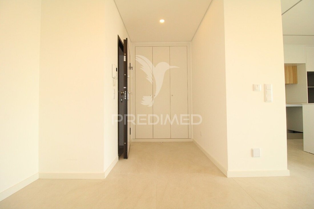 Apartment in Charneca de Caparica e Sobreda, Setubal, Portugal 1 - 18126069