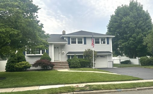 House in New Milford, New Jersey, United States 1