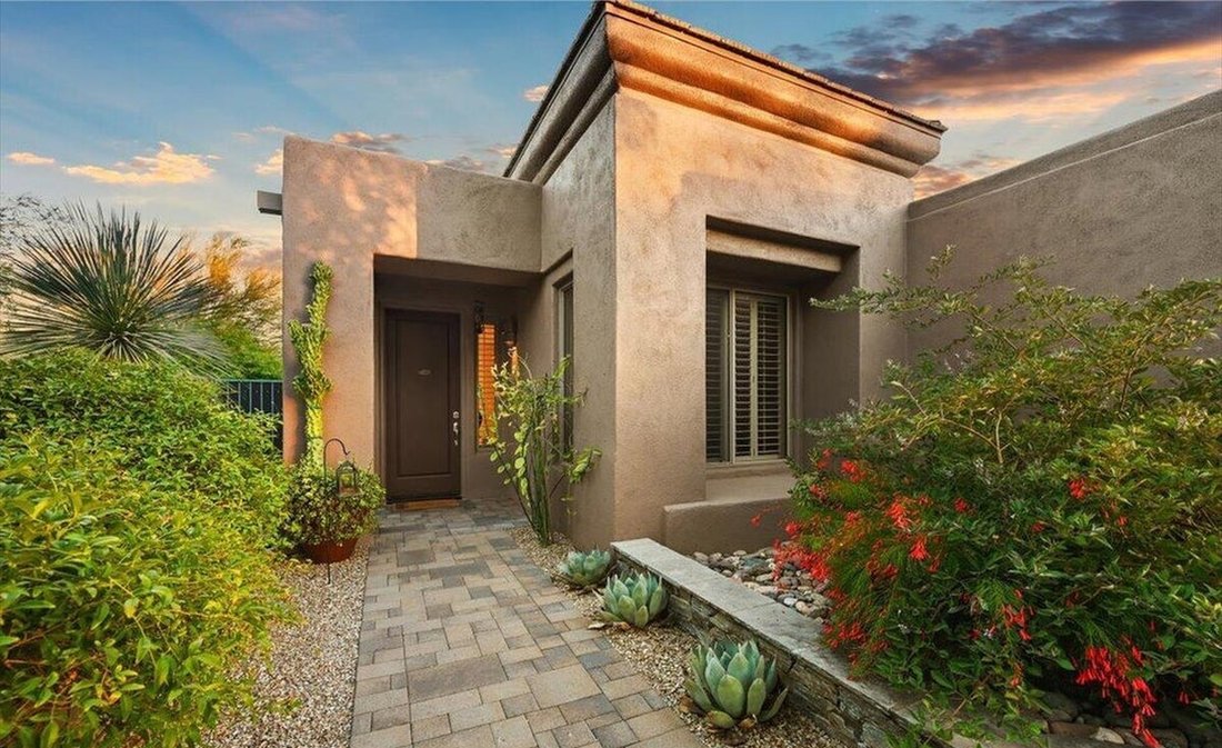Scottsdale, Arizona, United States 3 - 18125672