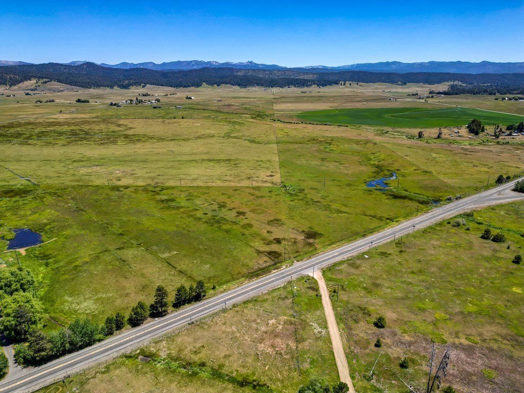 Land in Donnelly, Idaho, United States 3 - 18125853