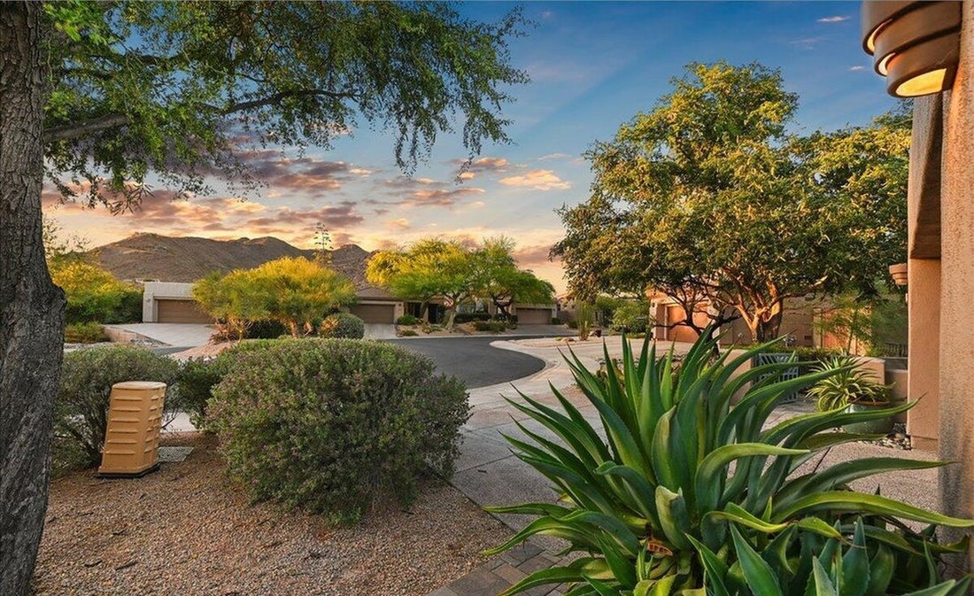 Scottsdale, Arizona, United States 4 - 18125672