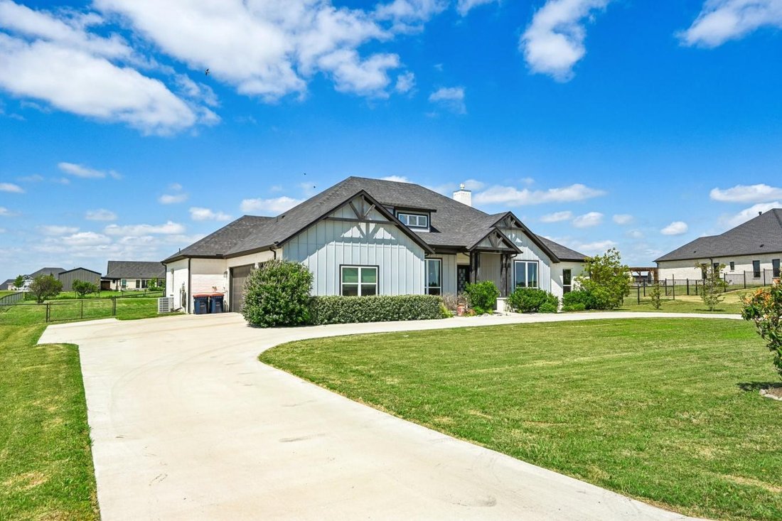 House in Godley, Texas, United States 2 - 18125880