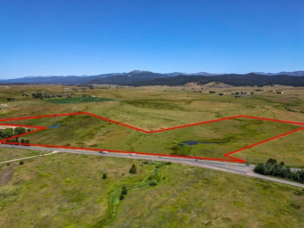 Land in Donnelly, Idaho, United States 1 - 18125853