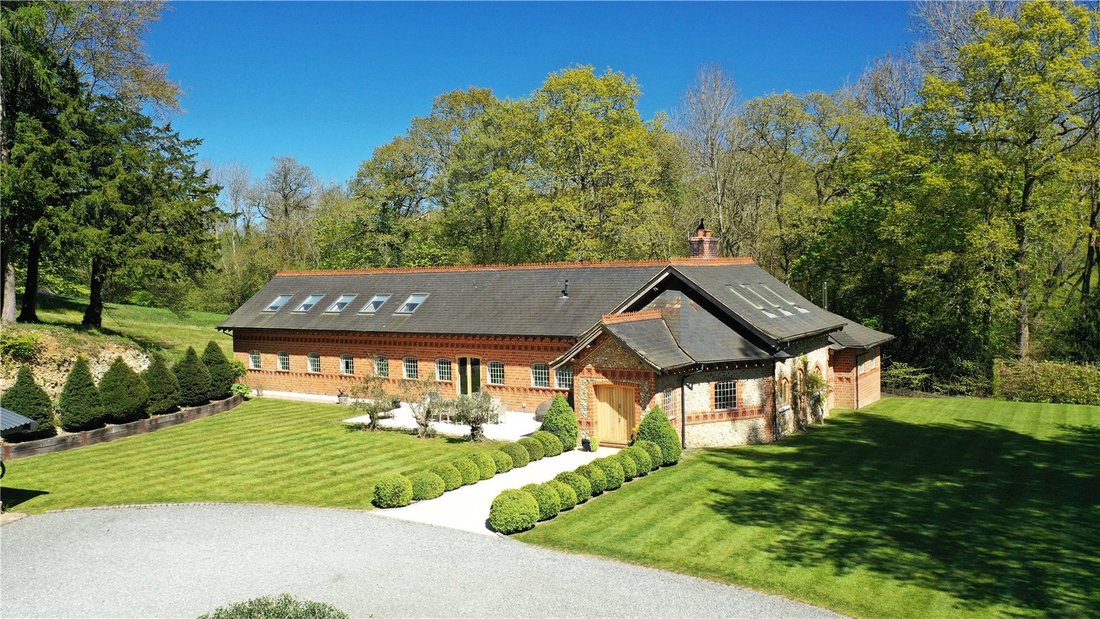 Casa en Effingham, Inglaterra 1 - 18125892