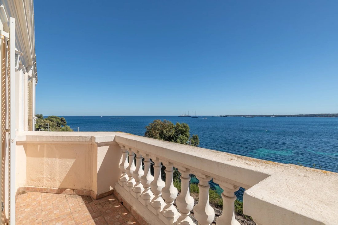 Villa in Cannes, Provence-Alpes-Côte d'Azur, France 4 - 18125575