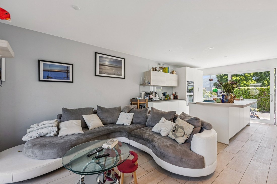 Hpe Family Villa In Sought After Area