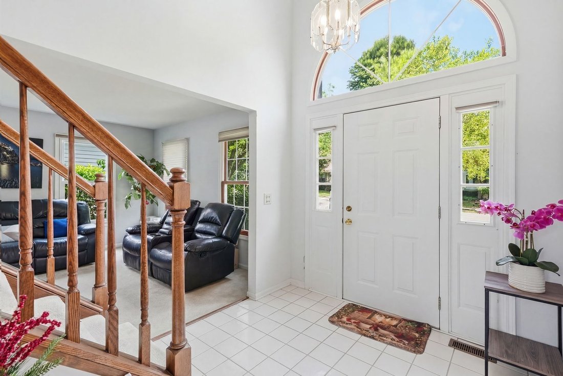House in Elgin, Illinois, United States 3 - 18125554