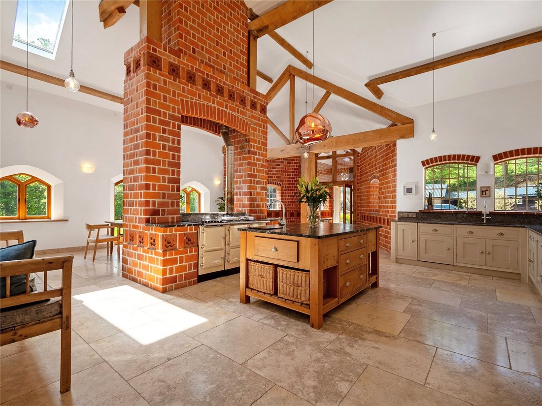 Casa en Effingham, Inglaterra 5 - 18125892