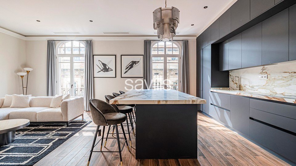 Apartment in Ciutat Vella, Barcelona, Spain 2 - 18125907