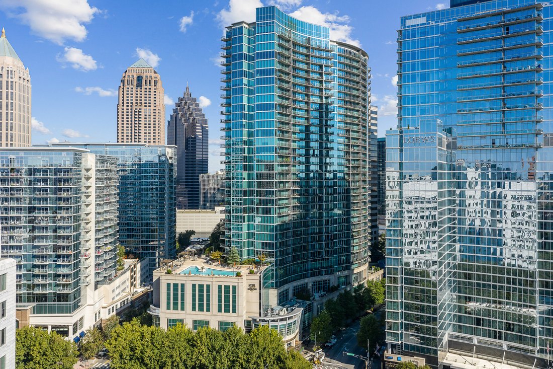 Condo in Atlanta, Georgia, United States 2 - 18125734