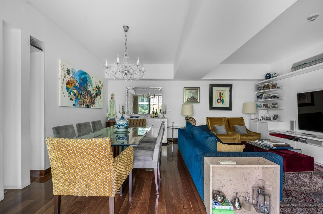 Apartment in Avenidas Novas, Lisbon, Portugal 4 - 18126163