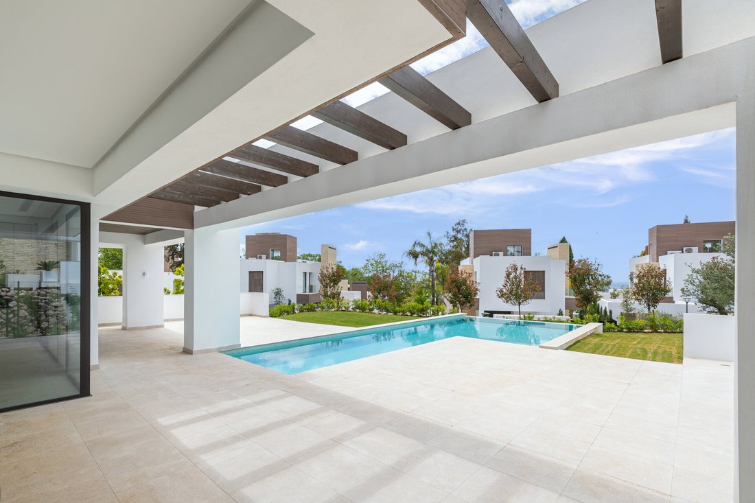 Villa in Golden Mile, Andalusia, Spain 2 - 18126036