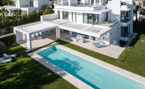 House in Cancelada, Estepona, Andalusia 1