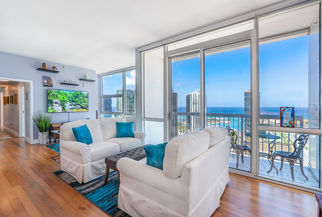 Condo in Honolulu, Hawaii, United States 2 - 18125665