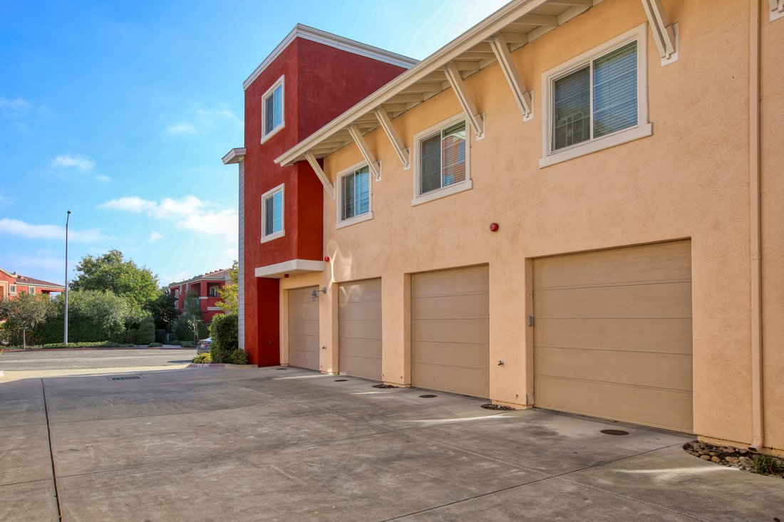 Condo in San Luis Obispo, California, United States 5 - 18125698
