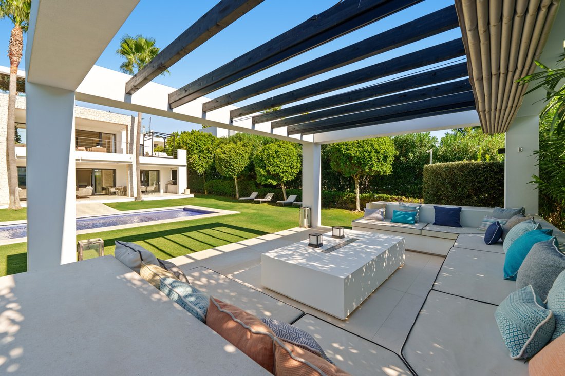 Villa in San Pedro de Alcantara, Andalusia, Spain 5 - 18126065