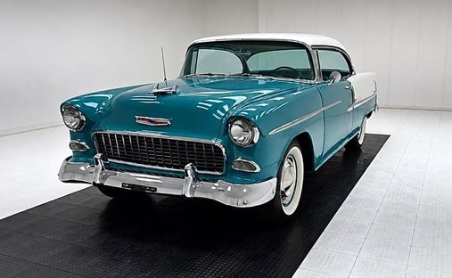 10 419 Miles/283ci 4bbl V8/TH350 Auto/Power Front Disc Brakes/Well Restored in Morgantown, United States 1